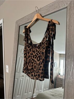 Reformation Cheetah Print Blanca Blouse 100% Viscose Size 4 Small